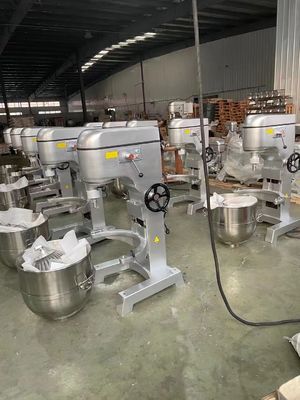 मेल्ट ड्रिवेन 40l प्लैनेटरी फ्लोर मिक्सर फ्री स्टैंडिंग थ्री स्पीड 1.13kw मोटर